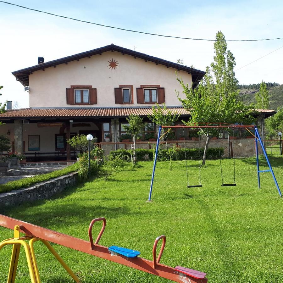 Agriturismo Acquagentile Терранова-ди-Поллино Экстерьер фото